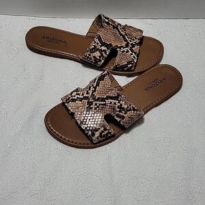 Arizona Jean Co Reptile Print Sandals Size 6.5